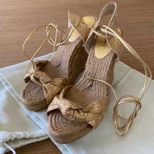 Castañer España Espadrilles- worn once, perfect for summer!